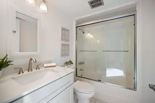 1585 Tarpon Center Dr, Venice, FL 34285 - Photo 28