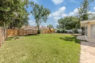929 Cypress Ave, Venice, FL 34285 - Photo 22