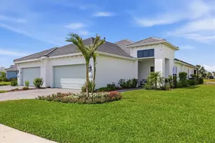 12650 Palatka Dr, Venice, FL 34293 - Photo 2