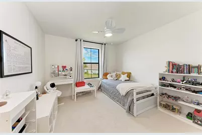 12816 Morning Mist Place, Venice, FL 34293 - Photo 32