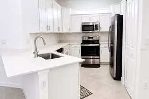 8125 Shr Lk Dr, Englewood, FL 34224 - Photo 4