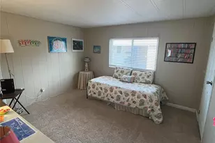 825 Jolanda Cir, Venice, FL 34285 - Photo 22