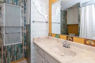 878 Jolanda Cir, Venice, FL 34285 - Photo 22