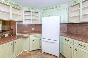 878 Jolanda Cir, Venice, FL 34285 - Photo 8