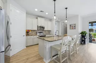 11642 Parrotfish St, Venice, FL 34292 - Photo 4