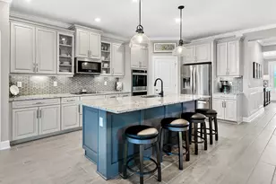 200 Daylily Blvd, Nokomis, FL 34275 - Photo 4
