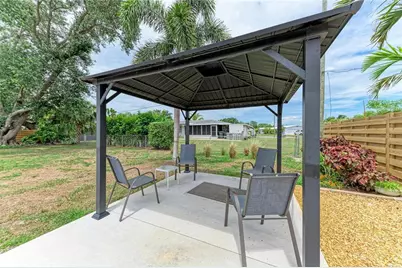 2317 S Tuttle Avenue, Sarasota, FL 34239 - Photo 38