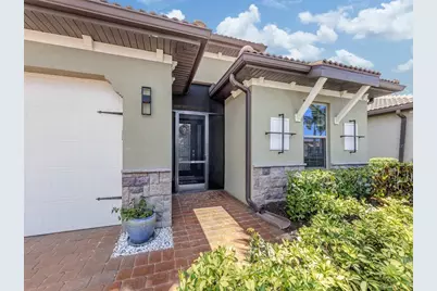 195 Maraviya Boulevard, Nokomis, FL 34275 - Photo 2