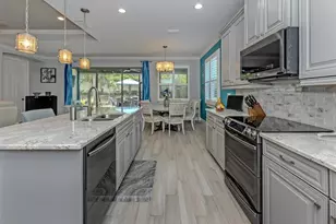 195 Maraviya Blvd, Nokomis, FL 34275 - Photo 10