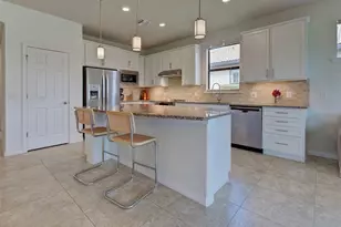 13500 Esposito St, Venice, FL 34293 - Photo 8
