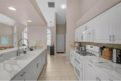 4811 Via San Tomaso, Venice, FL 34293 - Photo 10