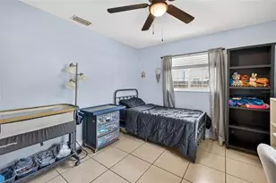 532 Center Rd, Venice, FL 34285 - Photo 22