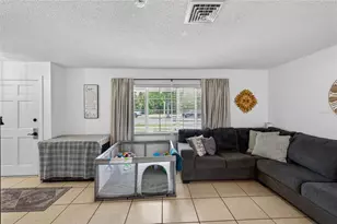 532 Center Rd, Venice, FL 34285 - Photo 16