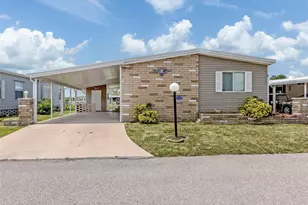 132 Martinique Rd, North Port, FL 34287 - Photo 2