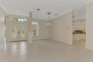 625 Misty Pine Dr, Venice, FL 34292 - Photo 12