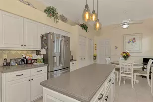 625 Misty Pine Dr, Venice, FL 34292 - Photo 18