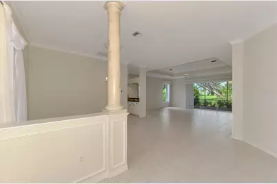 625 Misty Pine Drive, Venice, FL 34292 - Photo 6