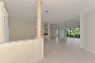625 Misty Pine Dr, Venice, FL 34292 - Photo 6