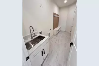 9245 Boca Grande Avenue, Englewood, FL 34224 - Photo 28