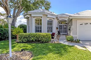 1102 Southlake Ct, Venice, FL 34285 - Photo 2