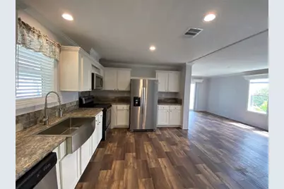 538 Fleetwood Street, North Port, FL 34287 - Photo 2