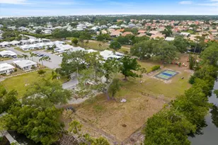 702 Fair Winds Dr, Nokomis, FL 34275 - Photo 40