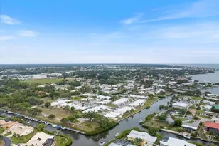 702 Fair Winds Dr, Nokomis, FL 34275 - Photo 48