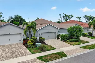 12020 Tapestry Ln, Venice, FL 34293 - Photo 2
