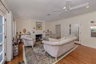 628 Granada Ave, Venice, FL 34285 - Photo 8