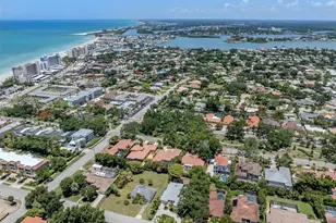 628 Granada Ave, Venice, FL 34285 - Photo 38