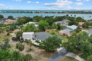 613 Indiana Ave, Nokomis, FL 34275 - Photo 54
