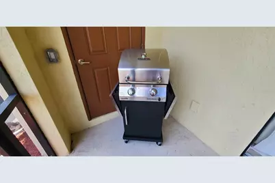 20229 Lagente Circle, Venice, FL 34293 - Photo 10