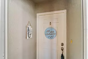 9330 Clubside Cir, Sarasota, FL 34238 - Photo 30