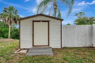 1460 Cortes Dr, Englewood, FL 34223 - Photo 32