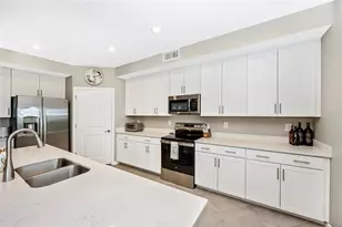12685 Radiance Ct, Venice, FL 34293 - Photo 18