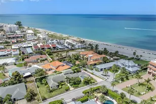 24 Gulf Manor Dr, Venice, FL 34285 - Photo 4