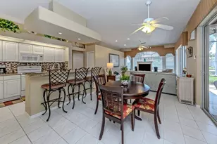 417 Pebble Creek Ct, Venice, FL 34285 - Photo 14