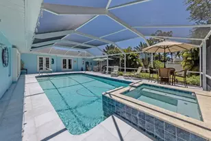 500 Alhambra Rd, Venice, FL 34285 - Photo 8