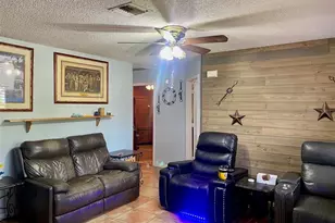 132 Rutgers Rd, Venice, FL 34293 - Photo 4