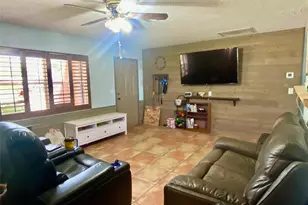 132 Rutgers Rd, Venice, FL 34293 - Photo 2