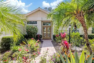 417 Wellington Ct, Venice, FL 34292 - Photo 4
