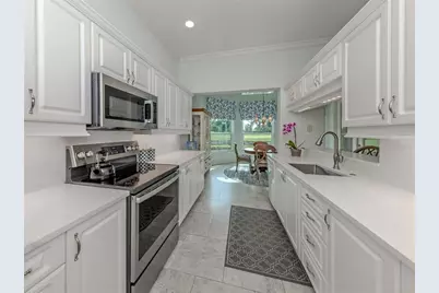 417 Wellington Court, Venice, FL 34292 - Photo 14