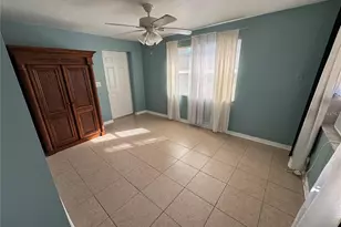 104 Base Ave W, Venice, FL 34285 - Photo 8