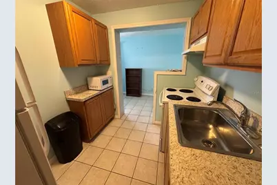 104 Base Avenue W #D, Venice, FL 34285 - Photo 4