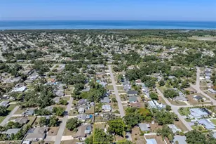 381 Falkland Rd, Venice, FL 34293 - Photo 4