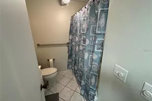 111 Airport Ave W, Venice, FL 34285 - Photo 16