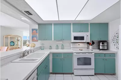 629 Alhambra Road #702, Venice, FL 34285 - Photo 12