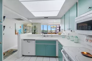 629 Alhambra Rd, Venice, FL 34285 - Photo 14