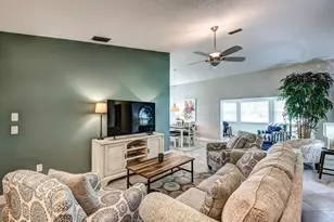 130 Southampton Pl, Venice, FL 34293 - Photo 6