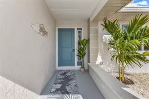 483 Sunnyside Dr, Venice, FL 34293 - Photo 2